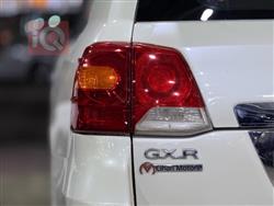 تۆیۆتا لاند کروزەر